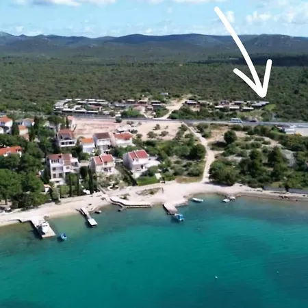 Mobilhome Maja アパート *