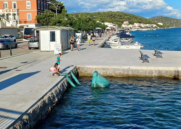 Mobilhome Maja * Pirovac